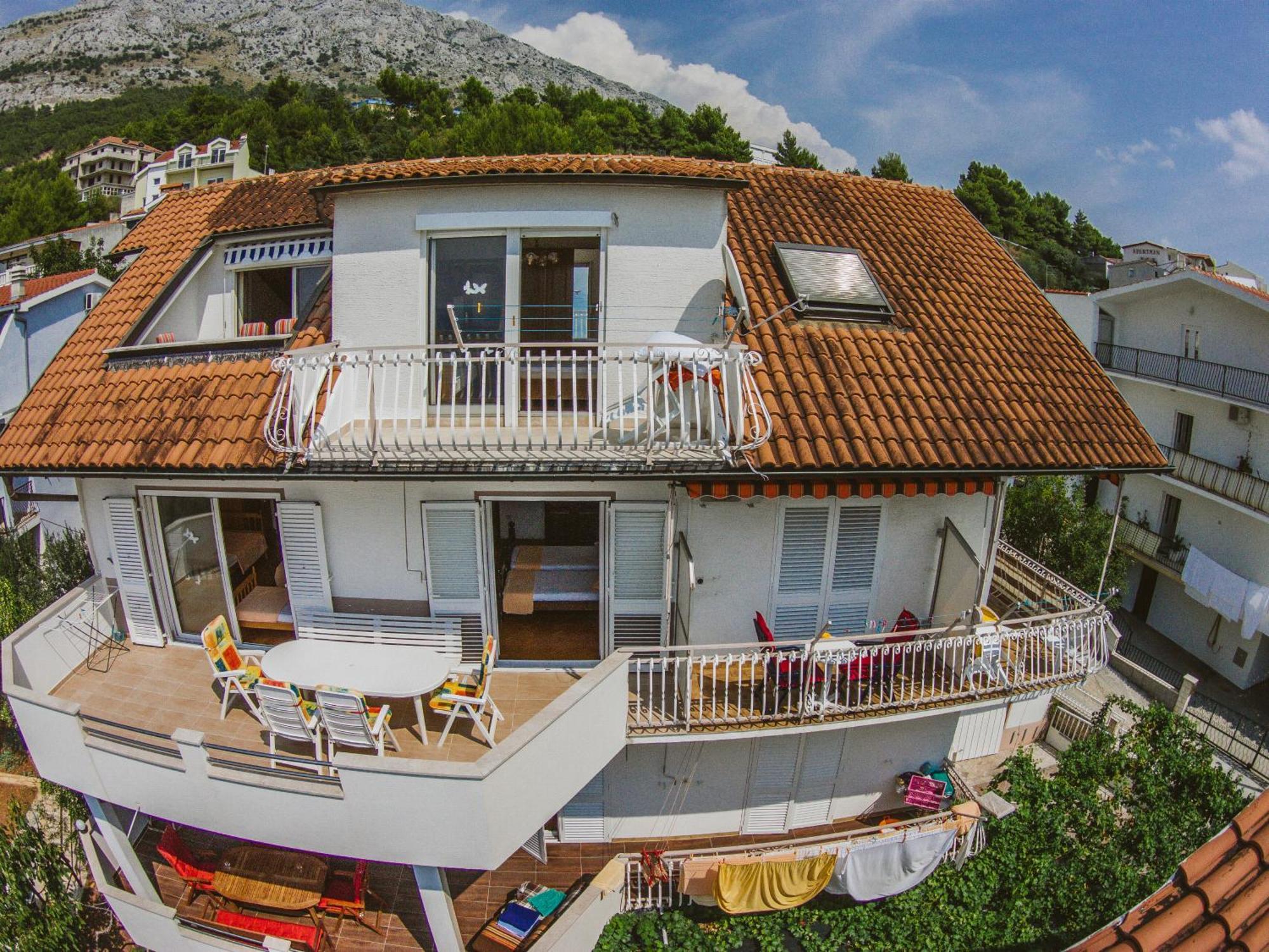 Apartmani Miljak Омиш Экстерьер фото
