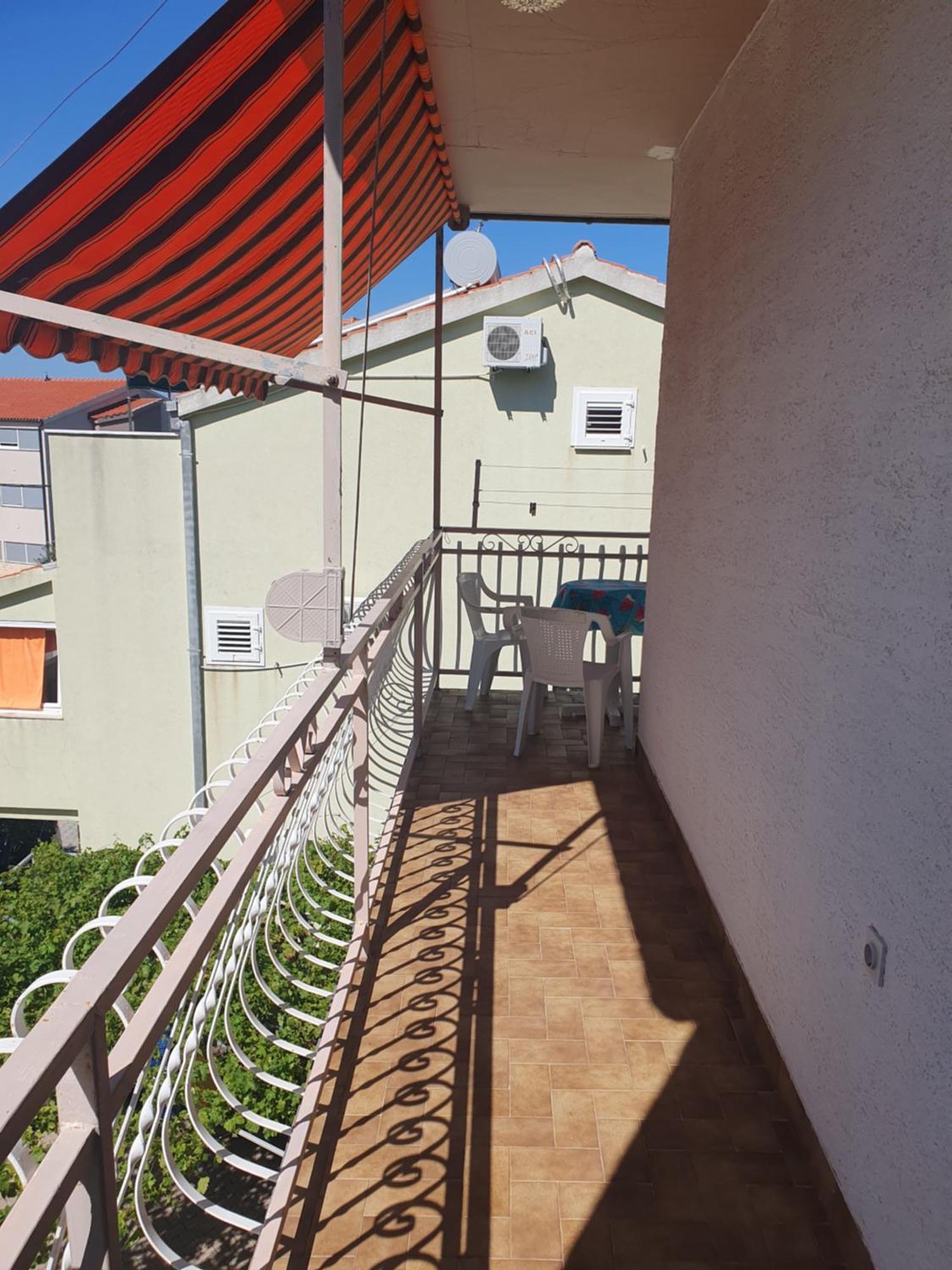 Apartmani Miljak Омиш Номер фото