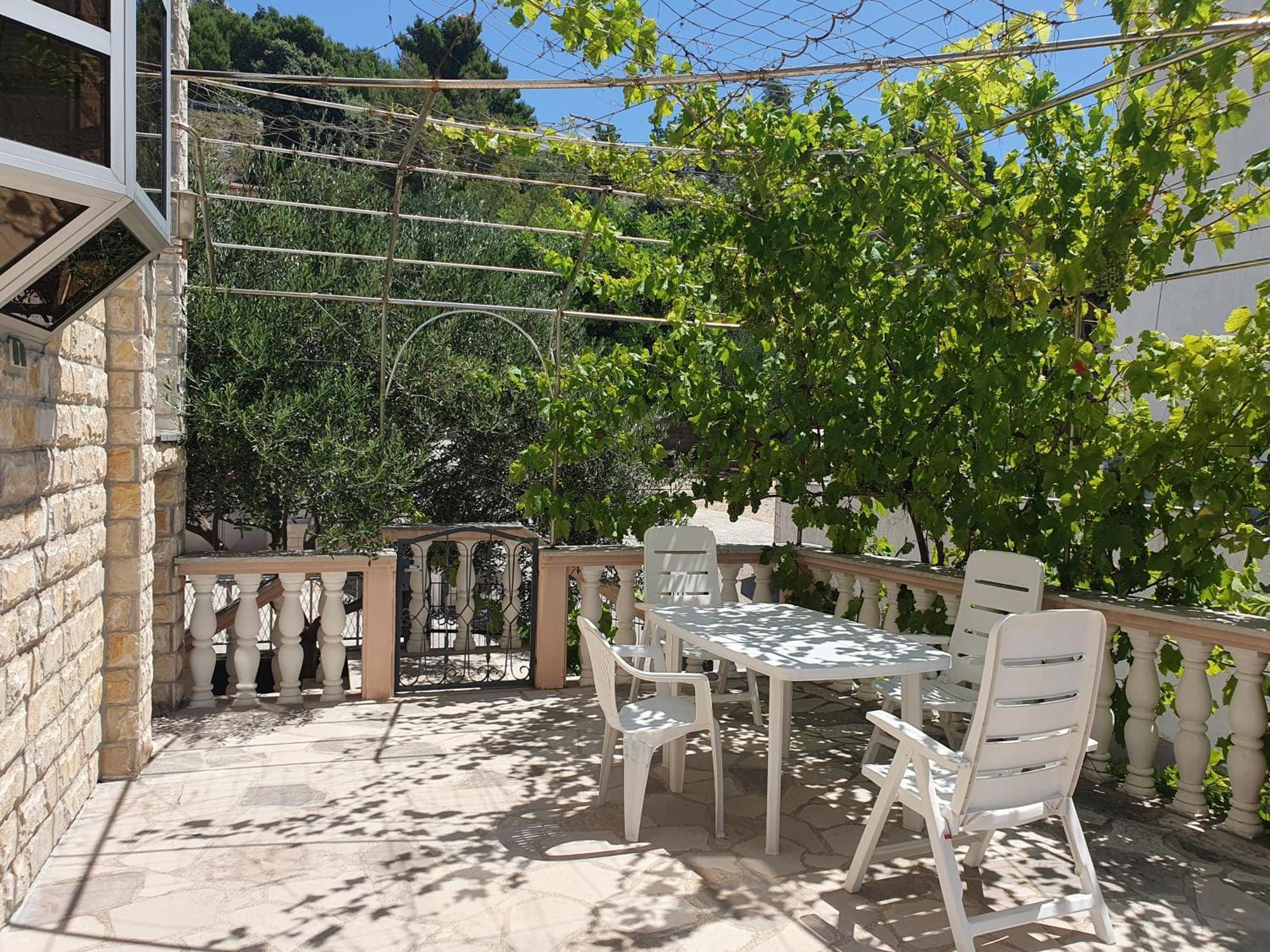 Apartmani Miljak Омиш Экстерьер фото